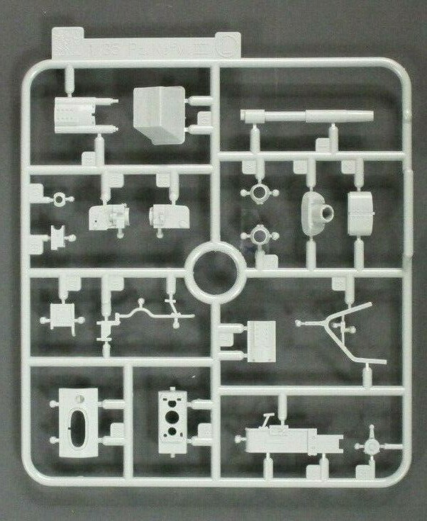 Dragon 1/35 Scale PzKpfw. III Ausf. N Kursk Parts Tree L from Kit No. 6559