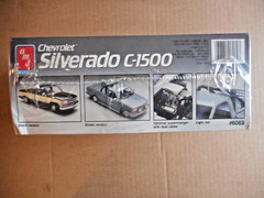 AMT 1990 Chevrolet Silverado C-1500 Model Kit 1/25 NOS Factory Sealed