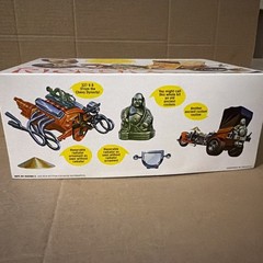 Model Kit Ricksha Wild Chinatown Express Custom Show Car MPC Retro Deluxe 1:20