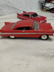 Model Junkyard/parts Plastic ,Nice Custom Car Lot Of 2 Christines