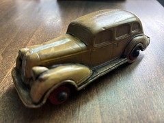 1935 Pontiac Deluxe Sedan PERFECT Rubber Co. Promo 1/48 Chardogne Cream VG-FN