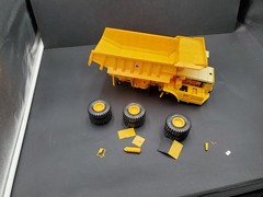 Parts – restore built 1:25 AMT INTERNATIONAL Payhauler 350 Dump Truck Model Kit