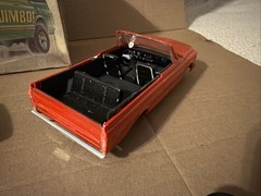 AMT 1/25 Scale AMT1219 1972 GMC Jimmy Model Kit Needs Help