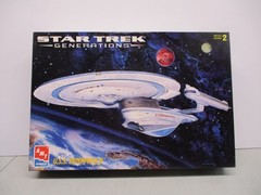 AMT Star Trek Generations USS Enterprise B 1/1000
