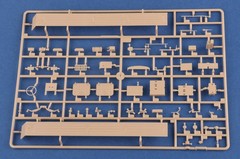 Hobby Boss 1:35 RUSSIAN 9K79 TOCHKA SS-21 SCARAB IRBM Model Kit – 85509