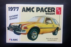 AMT 1977 AMC Pacer Wagon 1/25 Retro Deluxe Model Kit AMT1008 NIOB Sealed Parts