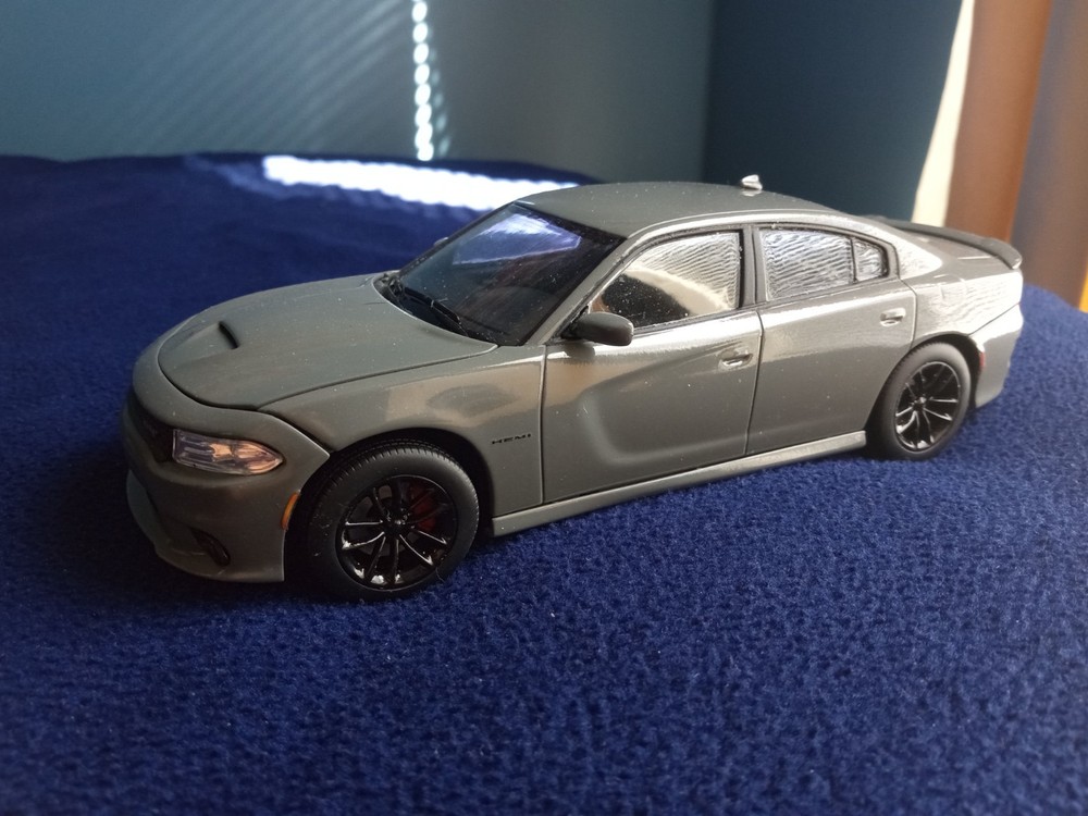 AMT 2021 Dodge Charger R/T 1:25 scale built