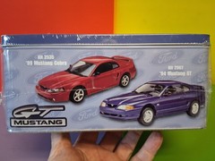 Revell Monogram 1/24 Model Kit 64 Mustang Convertible In Collectors Tin 85-4157