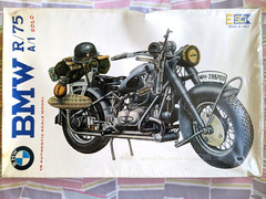 *SUPER RARE! **FACTORY-SEALED **VINTAGE ESCI 1/9 SCALE BMW R/75 MOTORCYCLE KIT!