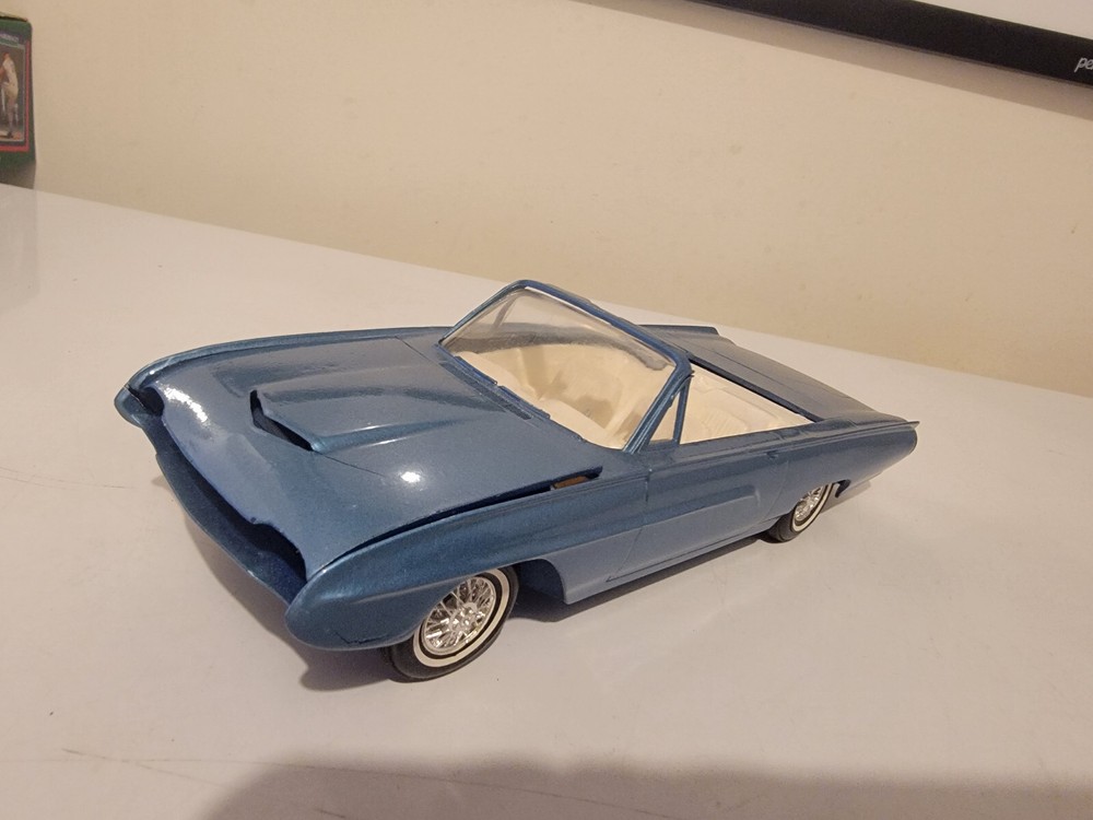 *Vintage* Early 60’s Ford Thunderbird Convertible Screw-Bottom Kit “Junkyard”