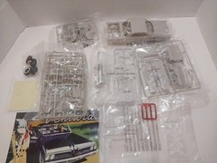 MOEBIUS MODELS 1961 PONTIAC VENTURA 1/25 SCALE MODEL KIT OPEN BOX Sealed Parts