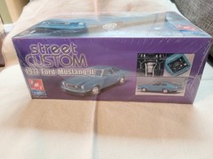 AMT ERTL 1977 Ford Mustang II Street Custom Model Kit 1:25 Scale Factory Sealed!