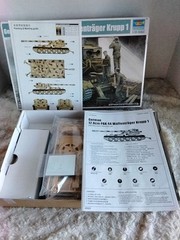 Trumpeter 05523 1:35 German PAK 44 Waffentrager Krupp 1 Model Kit. SEE PHOTOS