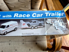 1996 REVELL Model CHEVY VAN with RACE CAR TRAILER Kit #7250