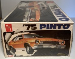 AMT Vintage ’75 Ford Pinto Model Kit T454 1:25 Scale, Sealed (B117)