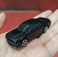 1/64 Diecast Car Model Diorama Dodge Challenger SRT Demon 170 Black Muscle Alloy