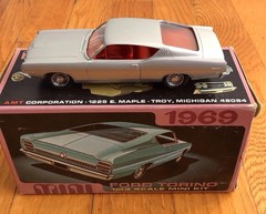 AMT 1:43 scale PLASTIC KIT 1969 FORD TORINO #M782-100 (built)