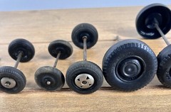 Vintage Antqiue Lot Of Toy Wheels 16 Pcs Various Sizes