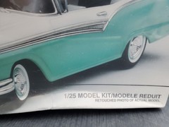 🚦🔥AMT/Ertl 1957 Ford Fairlane 500 Vintage 1993 1:25 Model Kit NEW SEALED #8028
