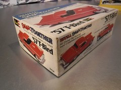 ’57 T-Bird Thunderbird 1/32 Scale model kit by Revell Snap Together Series