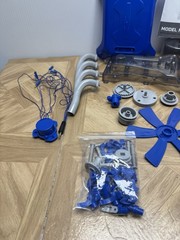 Discovery Mindblown Model Engine Building Kit 4 Cylinder Combustion (FOR PARTS )