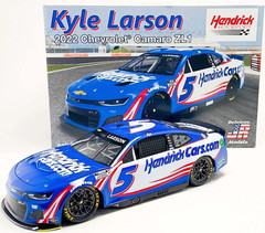 Salvinos Jr Models 2022 Camaro ZL1 #5 Kyle Larson Plastic Model (SJMHMC2022KLP)