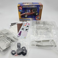 AMT/ERTL Surf Woody 1:25 Car Model Buyer’s Choice Open Box Complete