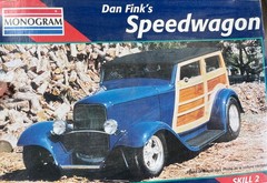 Revell 85-7606 Dan Finks Speedwagon KIT 1/25 Model Car McM Niob.