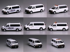 596 1:64 White GMC Express 3500 Police Van Diecast Display Gift Model Collection