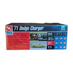 AMT ’71 Dodge Charger Model Kit # 30053 Factory Sealed 1:25 Mopar R/T Hemi NEW