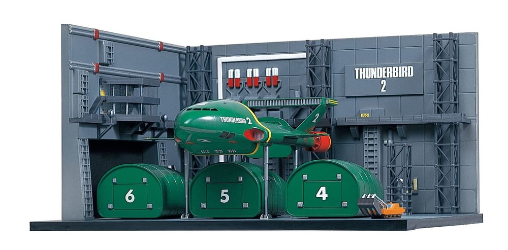 Aoshima Thunderbirds No.10 Thunderbird 2 Container Dock 1 350 Model Kit