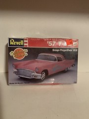 ’57 T-Bird California Cruisers Snap Together Revell 1:32 Model Kit # 6151