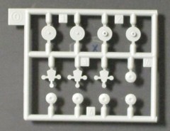 DRAGON 1/35 GERMAN Sd.Kfz.164 Nashorn – Parts Tree Q from Kit No. 6166
