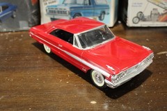 AMT 1964 Ford Galaxie Built Clean 1/25