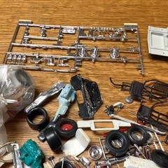 Miscellaneous Model Parts Used Parts Only Almost 2 Pounds
