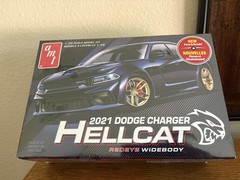 SKILL 2 MODEL KIT 2021 DODGE CHARGER HELLCAT REDEYE 1/25 SCALE BY AMT RARE HTF