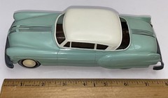 AMT 1954 Pontiac Chieftain HT 1/25 Friction Promo Shannon Green/Winter White VF