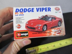 Corvette Convertible w/ Dodge Viper bburago Metal Model kit 1:43 burago