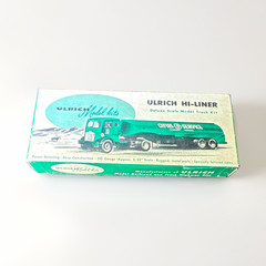 Ulrich Hi-Liner Mack Model Kit Truck & Trailer Tanker, Green, No. 2T1