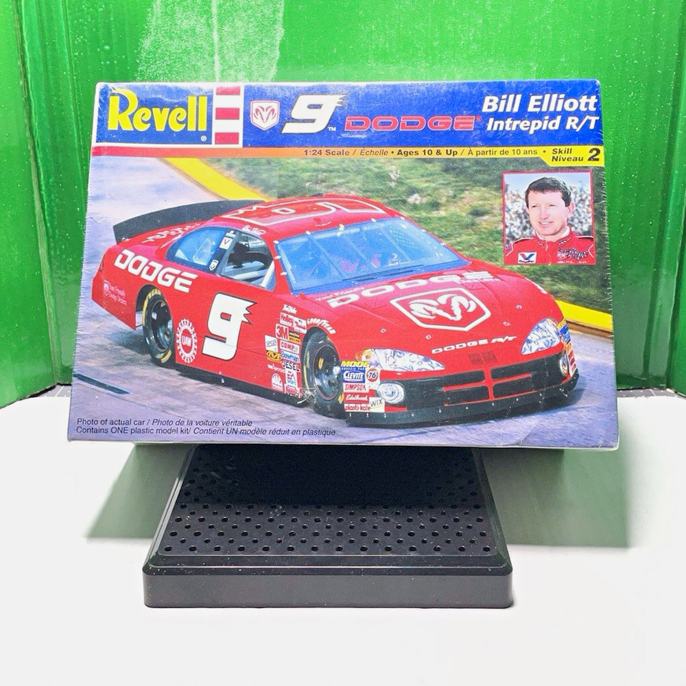 Revell factory sealed Bill Elliott #9 Dodge Intrepid R/T NASCAR Model Kit