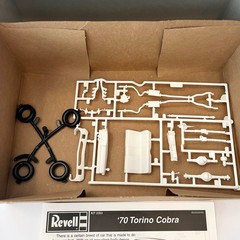 Revell 1:25 1970 Ford Torino Cobra Model Car Kit #85-2353 -OPEN BOX