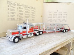 Revell Model Kit Assembled 1/25 – Peterbilt 359 Car Transport Trailer