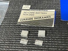 3 Vintage Curbside Dioramics Car battery & Shop welding Tanks 1/24 Model Car