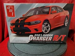 AMT 2021 Dodge Charger R/T 1:25 Scale Plastic Model Car Kit 1323 Open Box