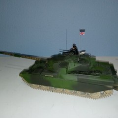 British Chieftain Mk5 Main Battle Tank scale model