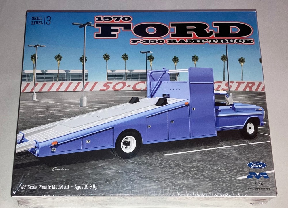 Moebius 1970 Ford F-350 Ramptruck 1:25 Racecar Car Hauler truck model kit 2588