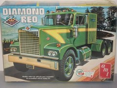 AMT 1.25 Scale Diamond Reo Tractor – Factory Sealed