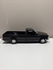 ERTL AMT 1990 Chevy Silverado C-1500 Dealer Promo Model 1:25 Onyx Black M3