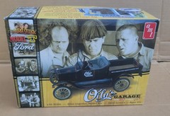AMT 3 Stooges Oily’s Garage Model T Ford NO DIORAMA Parts Sea1ed 1:25 Kit 1012