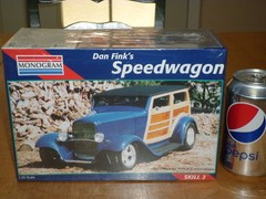 DAN FINK’S – SPEEDWAGON, CUSTOM CAR, REVELL PLASTIC MODEL KIT, SCALE 1/25